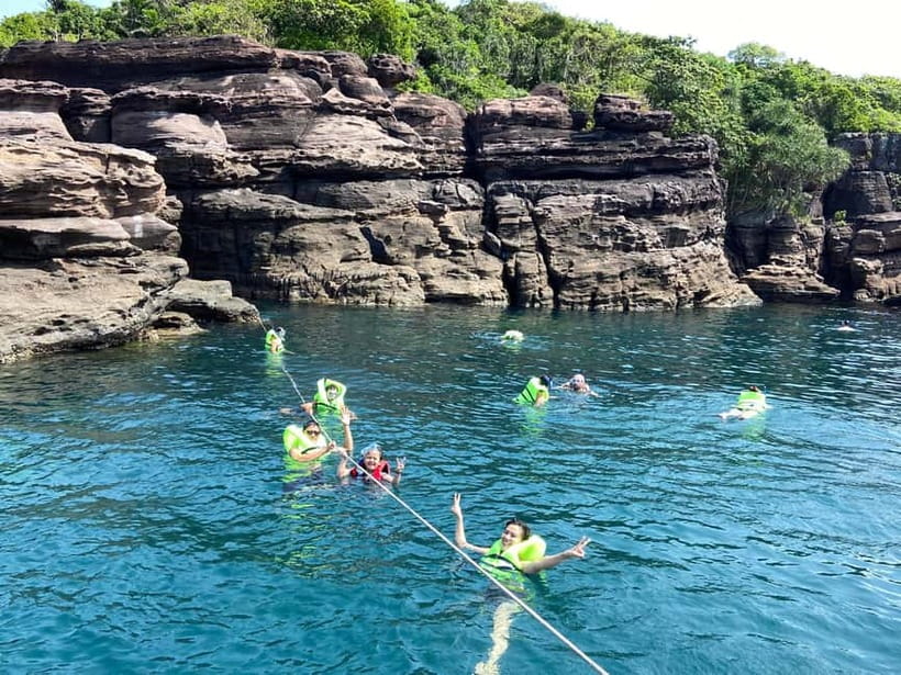 Phu Quoc: 4 Islands By Speedboat & Cable Car Trip - A full southern-island day from Duong Dong