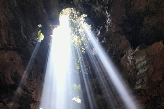 PRIAVATE DaNang CITY TOUR-FOOD TOUR-Sunset BOAT TRIP on Han river - Marble Mountains and the two sides of Am Phu Cave