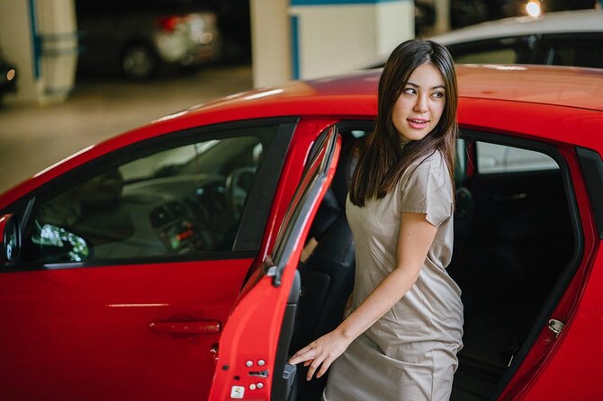 Private Departure Transfer: Ho Chi Minh City Hotels to Tan Son Nhat Airport - Booking details that can save you trouble