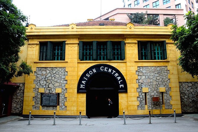 Private Hanoi City Half-Day Tour with Train Street Visiting - Key points at a glance