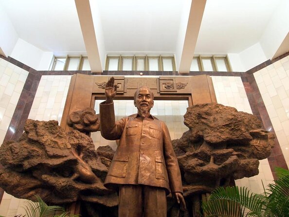 (Private) Hanoi War Sites Tour - Why this Hanoi history tour works