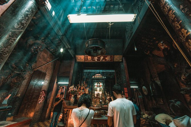 Private Ho Chi Minh City Half-Day Tour - What the guides add to the experience