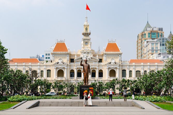 Private Ho Chi Minh City Tour By Car | Saigon Adventure - Ben Thanh Market in a focused 30 minutes