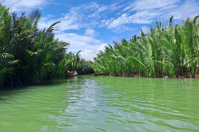 Private Hoi An City tour -Basket Boat Ride in the Coconut forest - What the basket boat ride is really like