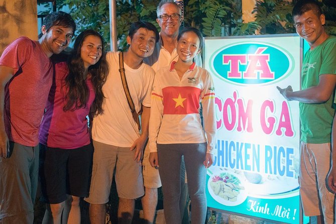 Private Hoi An Evening Food Tastings Tour by Bike - The guide makes the difference