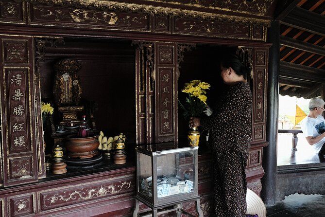 Private Hoi An or Da Nang to Hue By Motorbike via Hai Van Pass - An Bang Cemetery: an unusual cultural stop