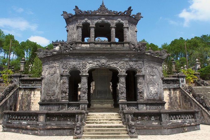 Private Hue Tombs & Pagoda Tour with Local Guide - Minh Mang Tomb, symmetry beside the water