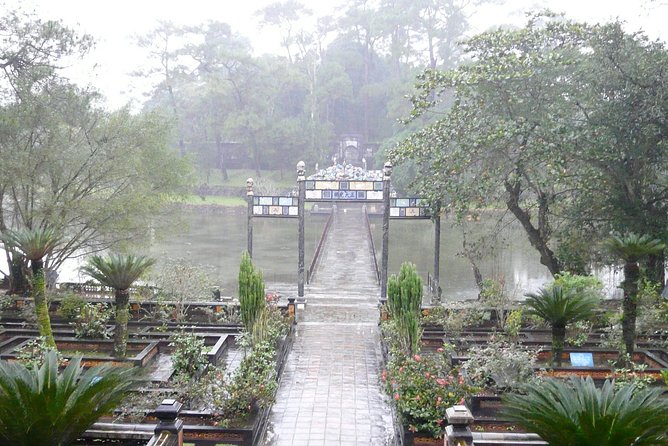 Private Hue Tombs & Pagoda Tour with Local Guide - Khai Dinh Tomb, mosaics on a hillside