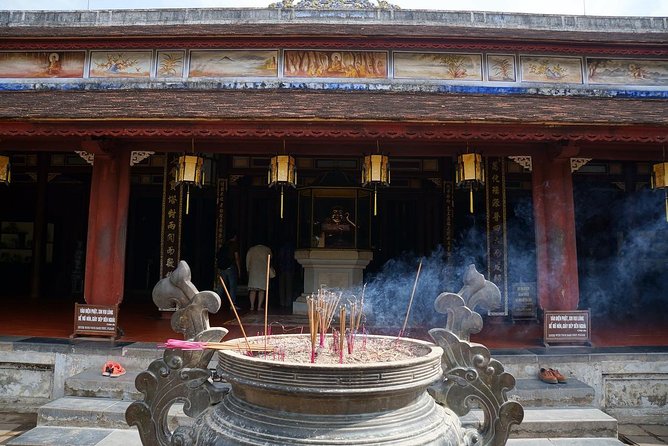 Private Hue Tombs & Pagoda Tour with Local Guide - Timing, transport, and the real cost