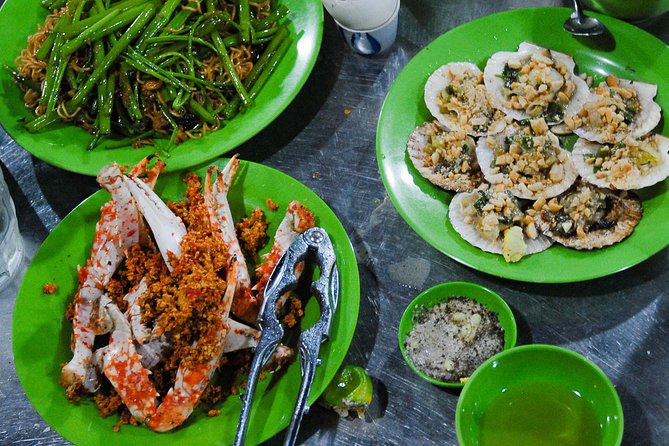 Private Street Food Motorbike Tour in Ho Chi Minh City - Why a motorbike is the right way to see Saigon at night