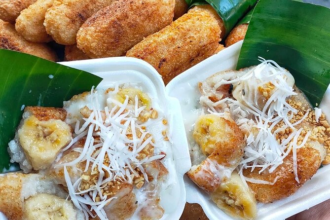 Private Street Food Tour by Motorbike in Ho Chi Minh City - Chinatown for bánh xèo and bánh khọt
