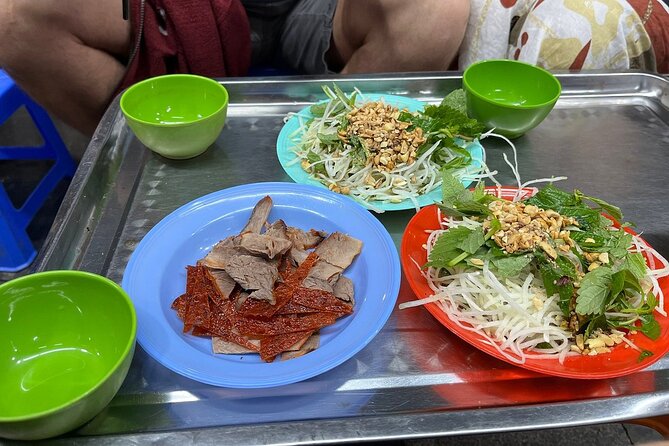 Private Street Food Tour with a Local Food Guide - Starting with pho at Pho 10 Ly Quoc Su