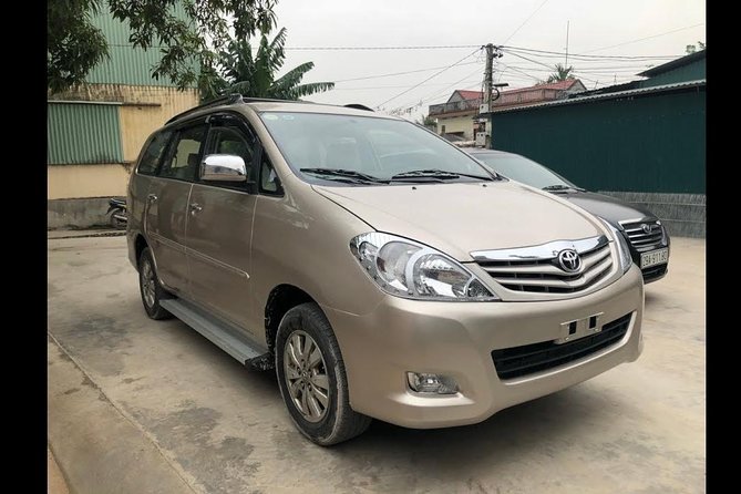 Private transfer between Hanoi Airport (HAN) and Hanoi Old Quarter - Who should book this Hanoi transfer?