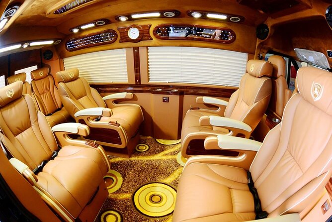Private Transfers Hanoi <=> Sapa One Way (Free Hotel Pickup) - Driver communication and service