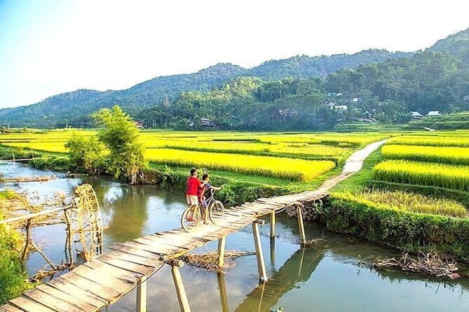Pu Luong 2 Days Trekking & Village Experience with local Family - What the guides add to the experience