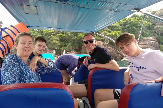 REAL snorkel &island hopping by SPEEDBOAT-EXPLORE CUISINES(MAX12) - Guides, group size, and the feel of the boat