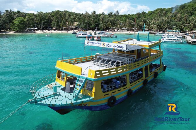 RED RIVER TOUR (Share group): DISCOVERY 3 ISLANDS BY BOAT - Mong Tay or May Rut for swimming and photos