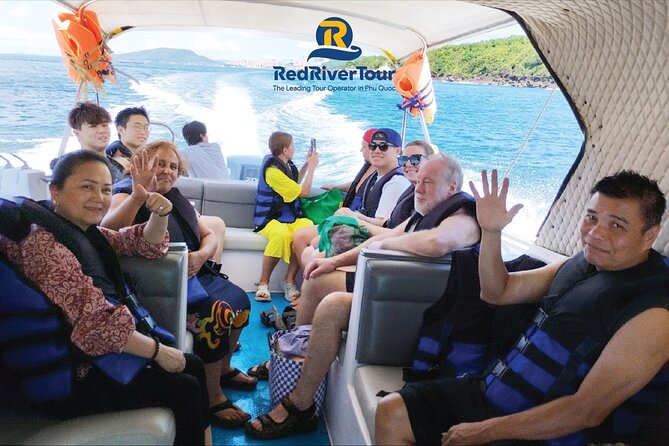 RED RIVER TOUR (Share tour): 4 ISLANDS TOUR BY SPEEBOAT - Snorkeling is central, but it may happen from the boat