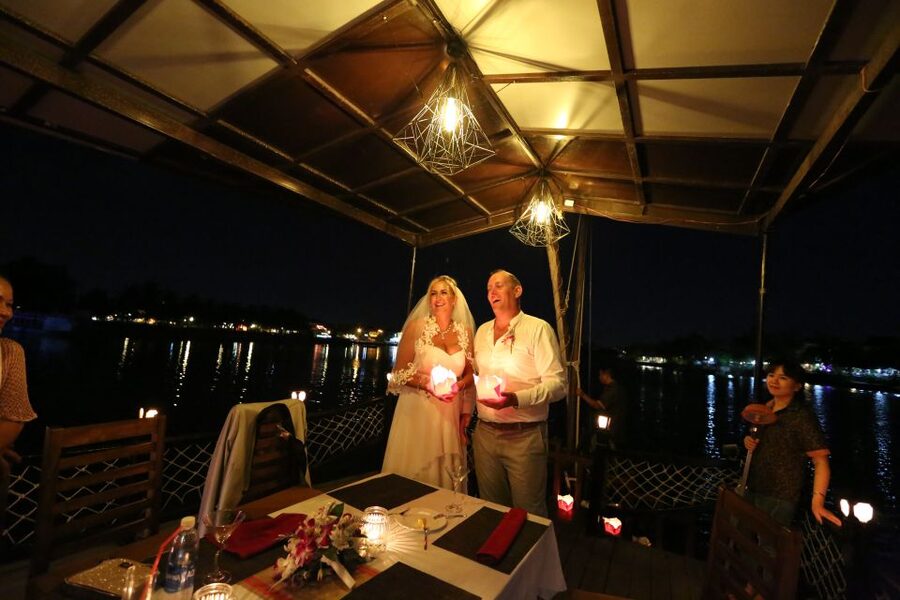 Romantic Sunset Dinner Cruise in Hoi An - How the crew handles birthdays and romantic occasions