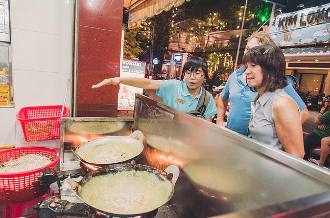 Saigon After Dark Night Tour by Scooter + 7 tastings - Chinatown and Chợ Lớn at night