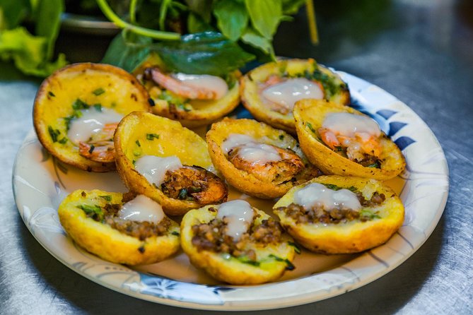 Saigon Authentic Walking Street Food Tour 12+ Tastings Included - Starting with local food instead of a city lecture