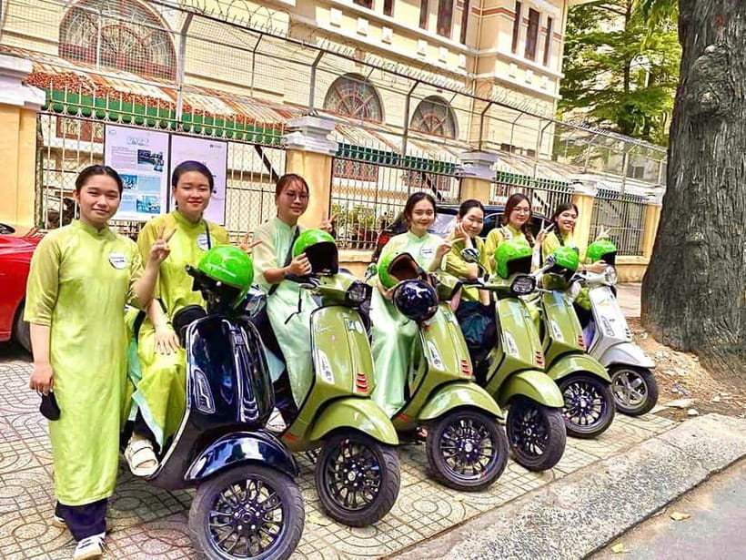 Saigon: Day-Night Sights & Local Food Tour l Female Option - Key points at a glance