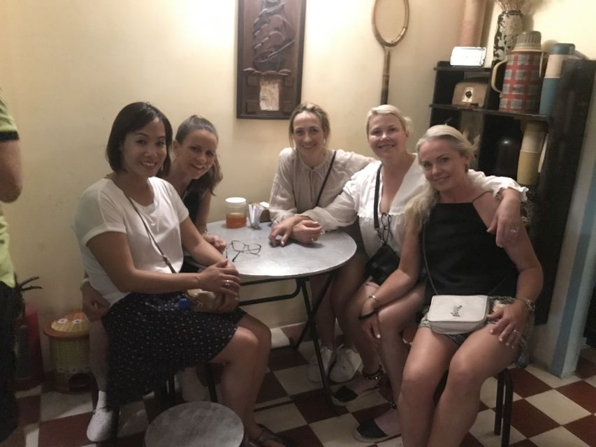 Saigon: Day-Night Sights & Local Food Tour l Female Option - District 7 and the Starlight Bridge