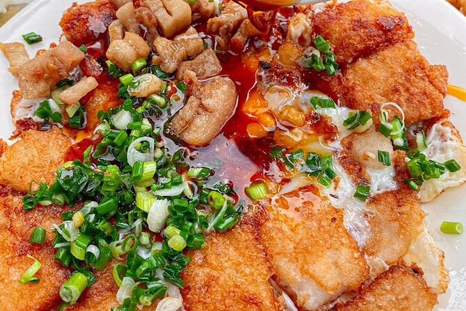 Saigon Evening Walking Street Food Tour - Food alleys and bún bò