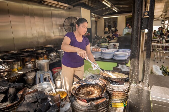 Saigon Night Bites on Foot: Local Vendors, Stories & Sweet Finish - Chua Ba Thien Hau and the Chinese Saigon connection