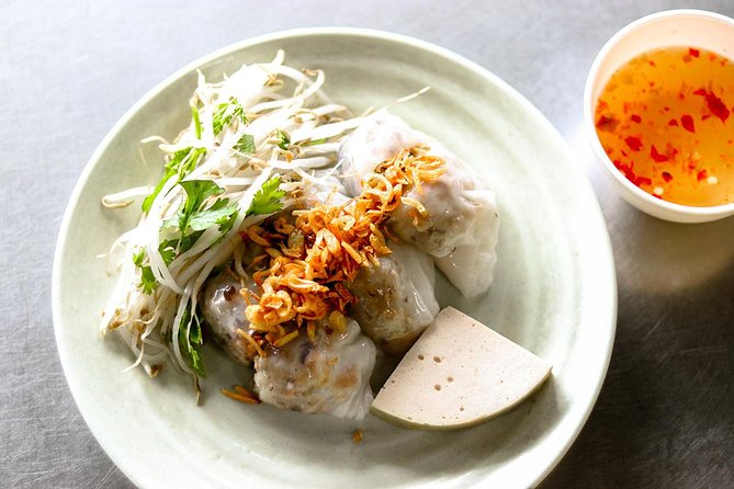 Saigon Night Street Food and City Tour on Scooter - What $65 really covers