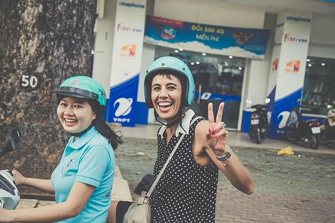 Saigon Sightseeing & Street Food Tour By scooter with Student - How much food do you really get?
