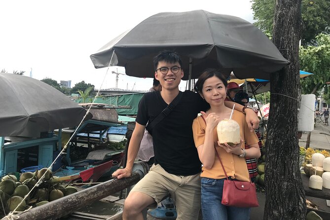 Saigon Slum tour and Saigon Chillspots by motorbike/ Aodai rider - A motorbike route into everyday Saigon