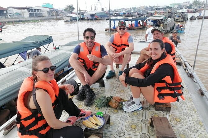 Saigon US Army Jeep Tours: History, Culture & Street Food - Lacquerware and the limits of a workshop stop