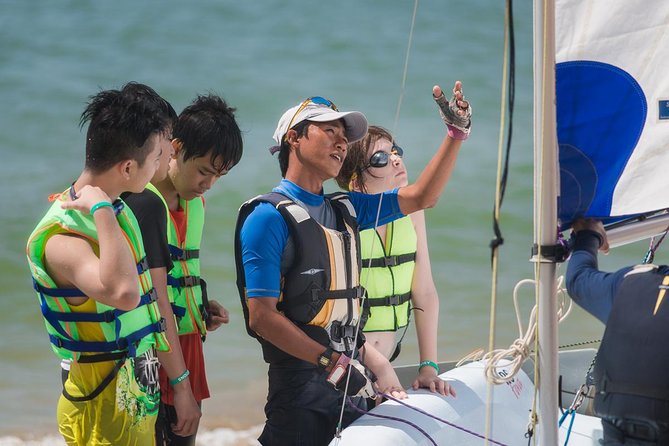 Sailing lessons - Starting beside Mui Ne’s fishing community