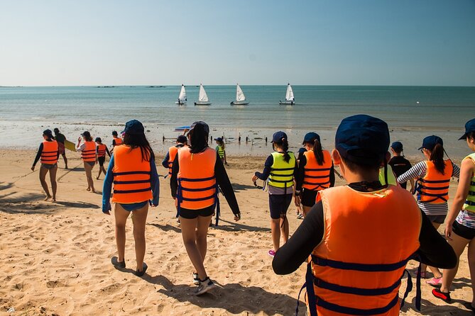 Sailing lessons - The local and environmental side of MANTA