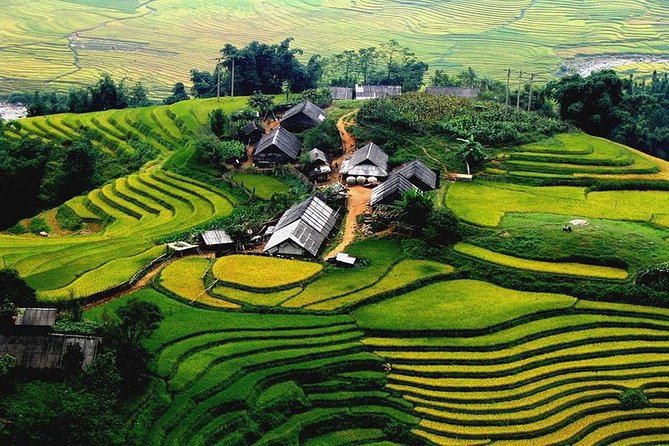 Sapa 2 Days 1 Night From Hanoi - Overnight in Hotel - Lunch, a shower, and the long ride back