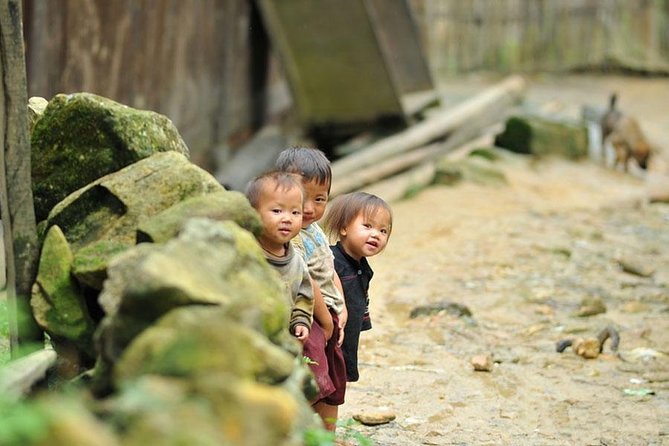 Sapa 2 Days 1 Night From Hanoi - Overnight in Ta Van Village - Free time in Sapa before the return bus