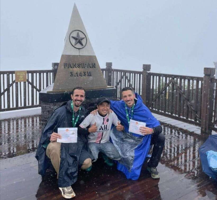 SAPA : Climb up to Fansipan mountain with LOCAL GUIDE - What the hardest hours feel like