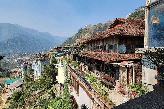 Sapa: Fansipan Cable, Cat Cat Village & Moana Instagram Tour - Weather, clothing, and practical comfort