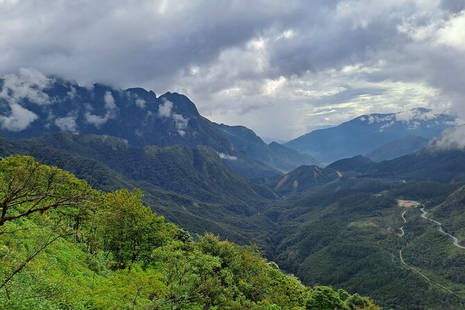 Sapa Love Silver Waterfall, Lonely Tree in Heaven Gate,San Sa Ho - San Sa Ho, tea hills, and Hmong farm paths