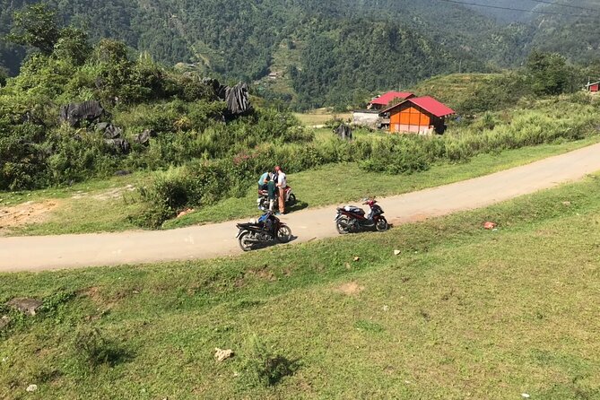 Sapa Love Silver Waterfall, Lonely Tree in Heaven Gate,San Sa Ho - Is $58 a fair price in Sapa?