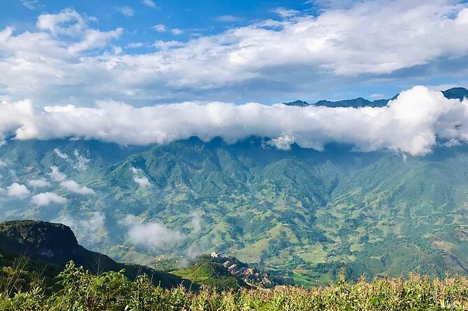 Sapa The Hidden Trail Trek 1 Day - Mountain & Rice Valley - Starting from Sapa toward Dragon Jaw Mountain