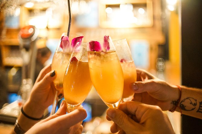Secret Cocktail Experience in Hoi An - Small groups make the conversation count