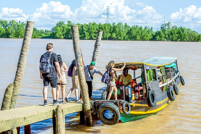 Small-group 2-Day Mekong Delta: Floating market, Cooking Class... - Vinh Trang Pagoda and a five-course lunch