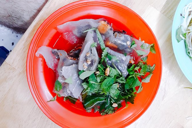 Small Group Hanoi Street Food Tour with a Real Foodie - The Old Quarter route, from Luong Van Can to Ta Hien