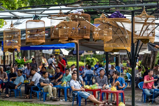 Small group Saigon Inside Out by Motorbike for 3 Hours - Thich Quang Duc Monument and a story of Buddhism