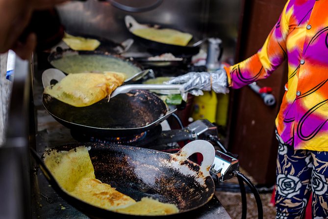 Small-group Street Food Lover by Motorbike (04 hours) - Why a motorbike is the right way to eat in Ho Chi Minh City