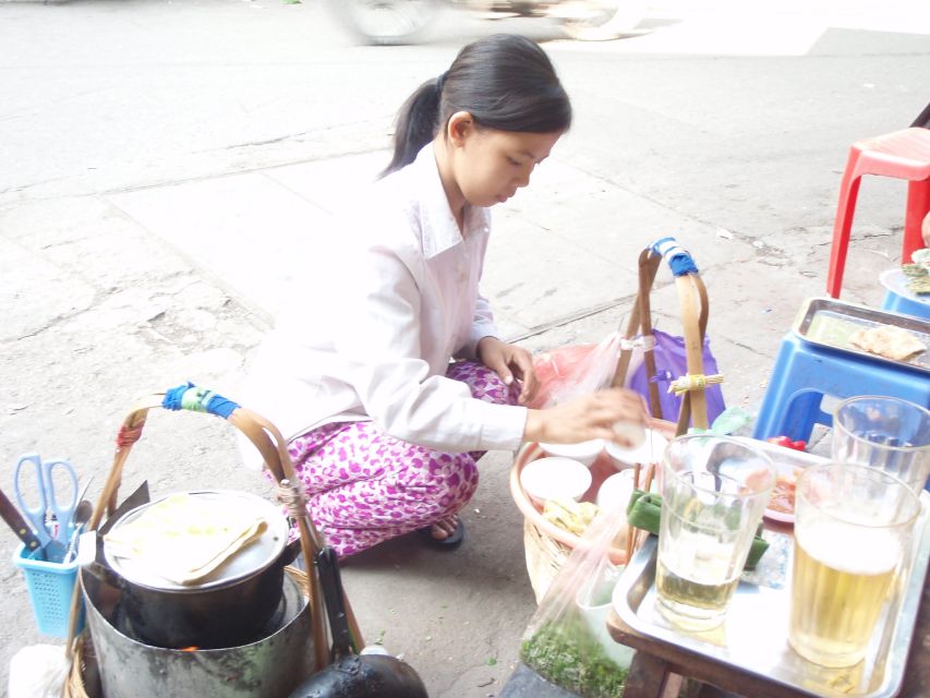 Street Food Tour Hanoi and Train Street Experience - Small details that make the outing easier