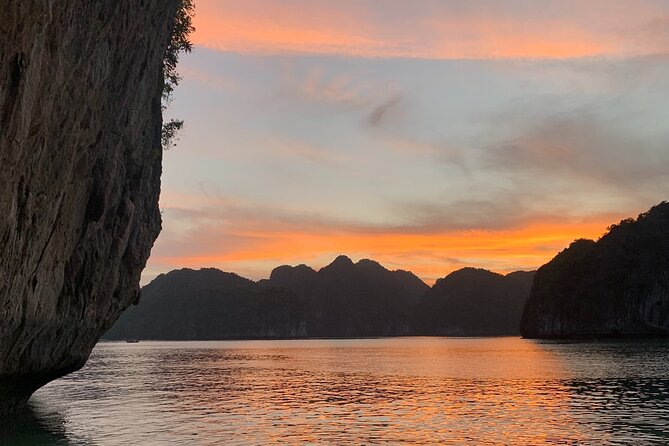 Sunset & Bioluminescent Plankton Kayaking Lan Ha bay - Key points at a glance