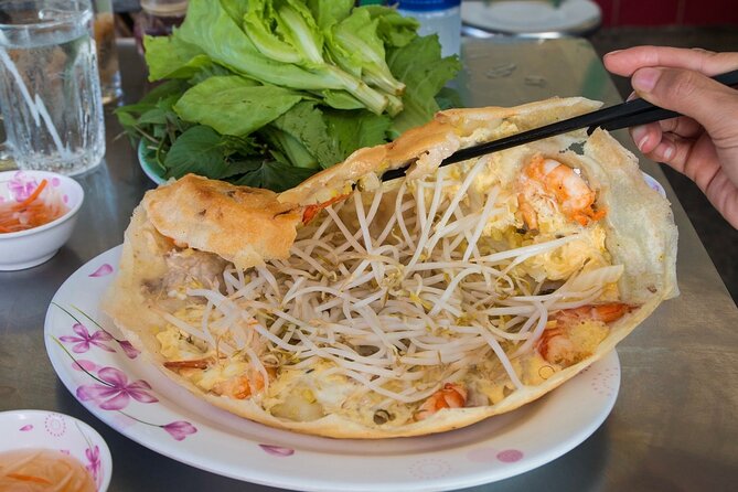 Super Niche Walking Street Food Tour in Ho Chi Minh City - Who should book this Saigon food tour